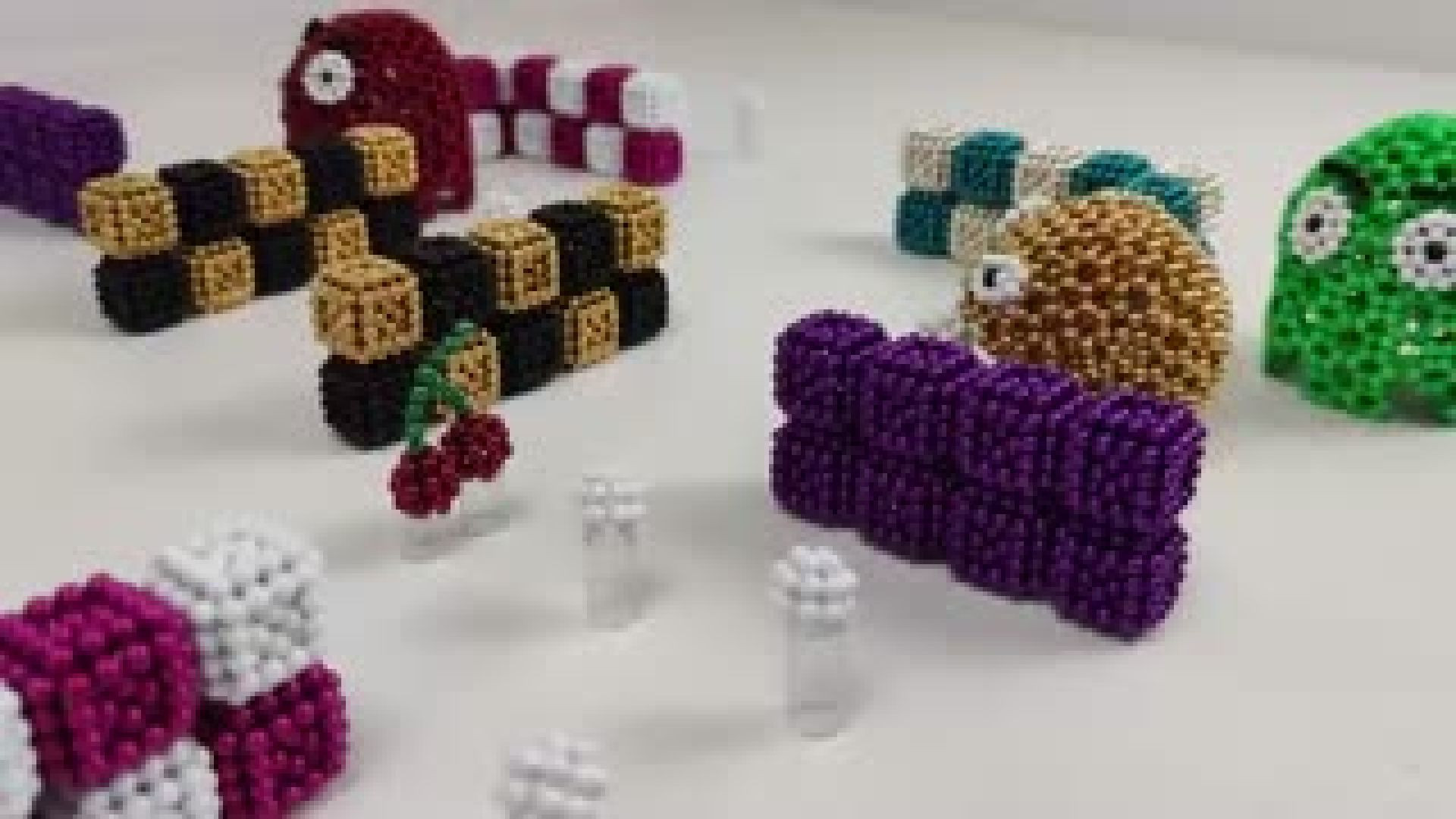 Pacman made of magnetic balls in stop motion I Magnetic Games